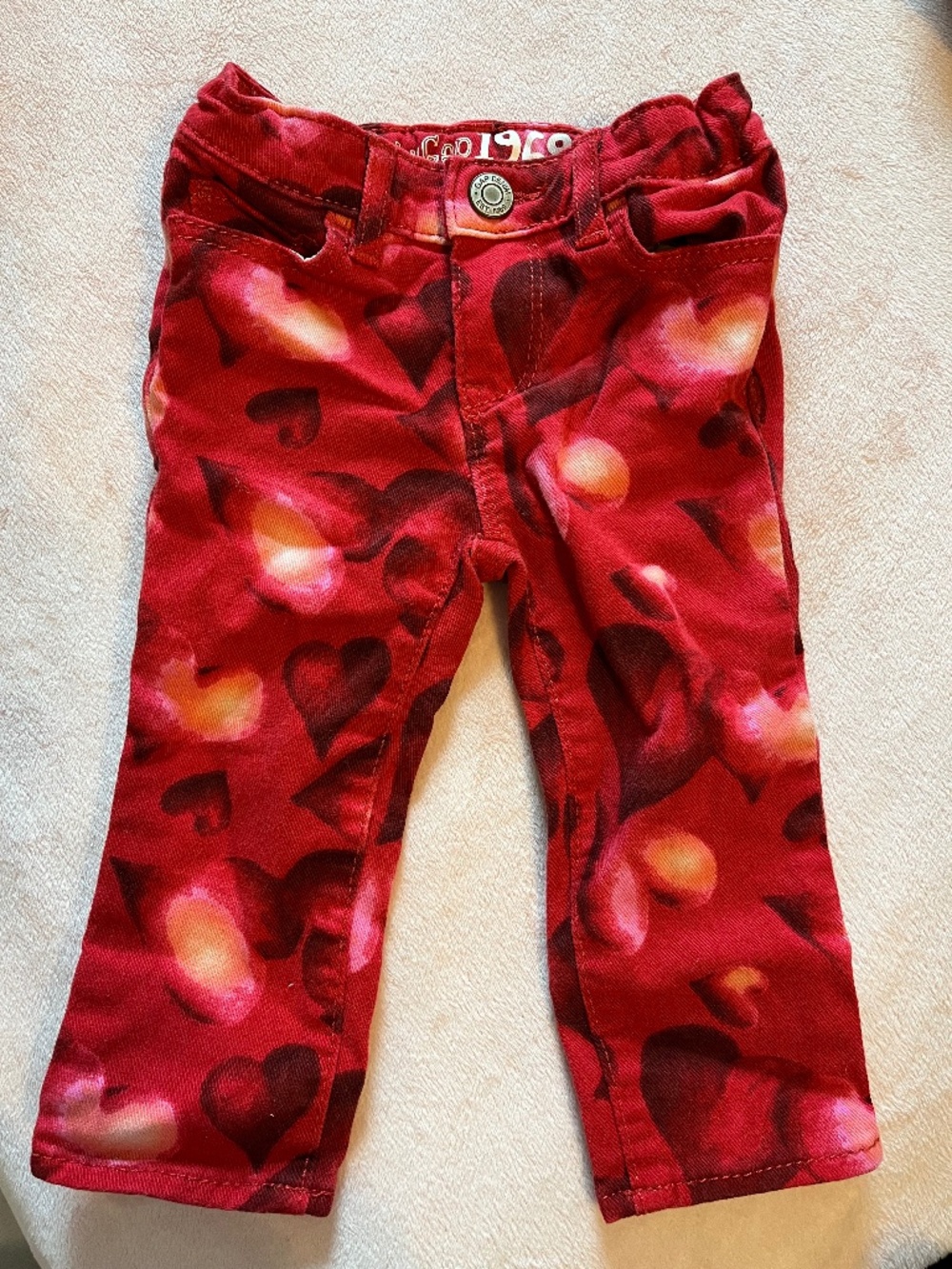 Baby Gap Girls Red Heart Valentine’s Day Vintage Jeans 12-18 Months